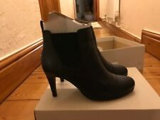 Ladies Black Clarks Ankle Boot Size 3.5D - Carlita Quinn