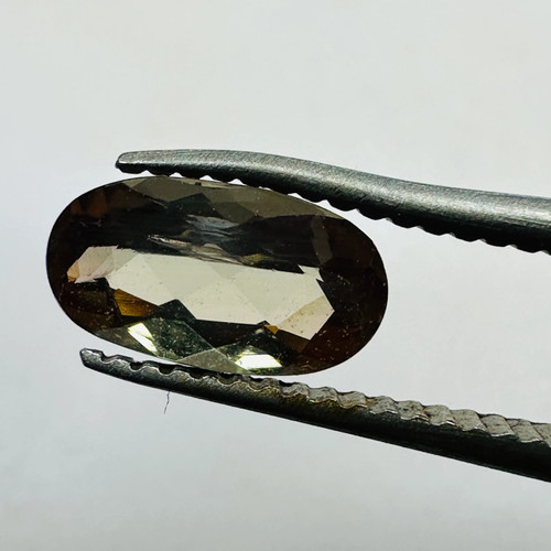 Andalusite oval 9mmx5mm - andalusite,