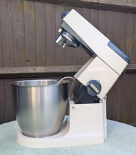 Vintage Kenwood A701a stand mixer | white/navy | includes mixing attachment