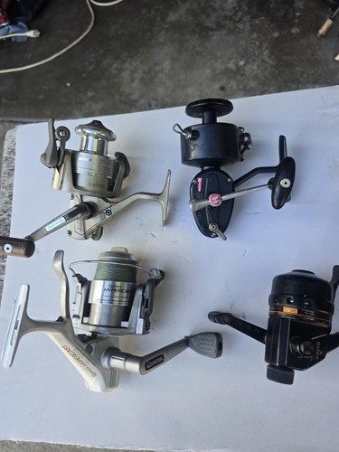 Spinning fishing reel lot - spinning,