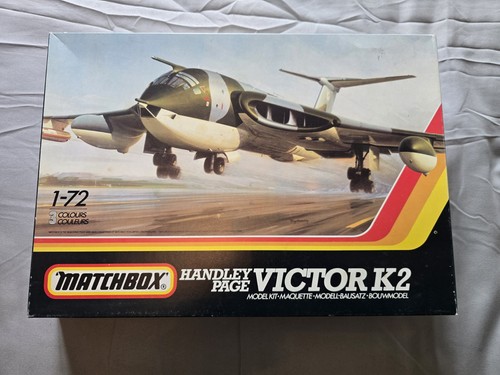 Matchbox handley page victor - matchbox,