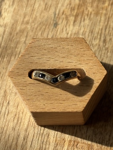 Ladies 9ct gold sapphire cz - ladies,