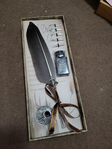 With replacement nibs - 5,