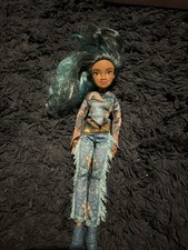 Disney Descendants 3 Signature