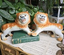 Vintage Sadler Burslem England Staffordshire Lions Extra Large Glass Eyes RARE