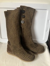 UGG Classic Cardy Button Knit