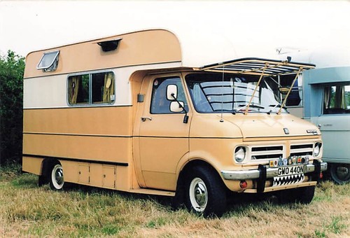 Old motorhome vintage - old,