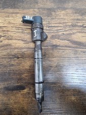 KIA SPORTAGE MK3 / HYUNDAI I40 IX35 1.7 DIESEL 10-16 FUEL INJECTOR 338002A800