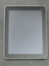 1st Generation Apple Ipad, 32Gb. Good Condition. 