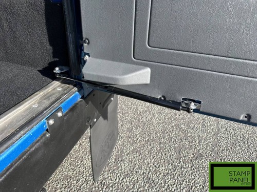 Rear door tailgate gas strut - rear,