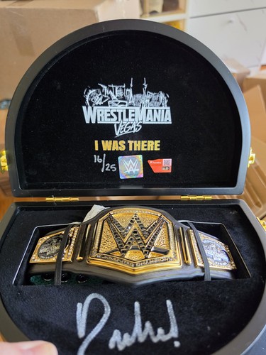 Danhausen wwe autographed - danhausen,