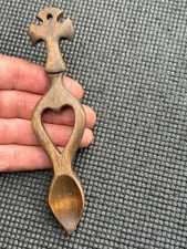 VINTAGE WOODEN TREEN WELSH LOVE SPOON.
