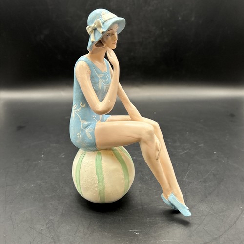 Bathing beauty figurine - bathing,
