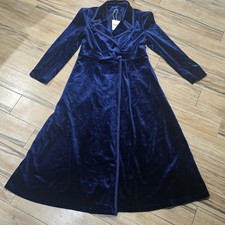 Omoone Women's Velvet Long Coat Size Large Hidden Snap Closure