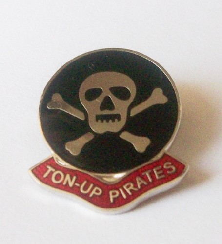 Ton pirates enamel lapel - ton, up