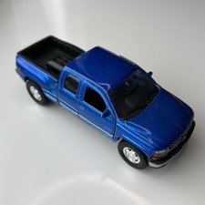 Welly Chevrolet Silverado Extended Cab 1500 Z71 Metallic Blue 1999 Diecast 1:43