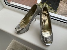 Black Gardina - Sequin Shoes in Silver  - size 5