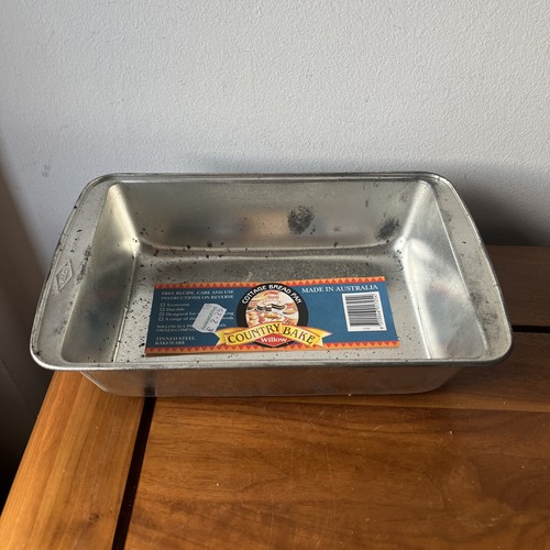 Cottage bread pan vintage - cottage,
