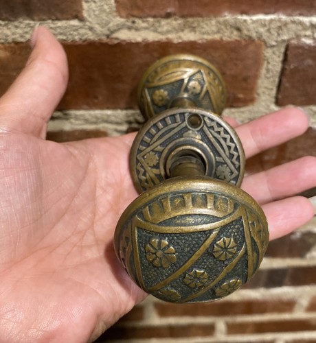 Beautiful antique ornate - beautiful,