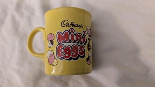 Cadbury mini eggs yellow - eggs,