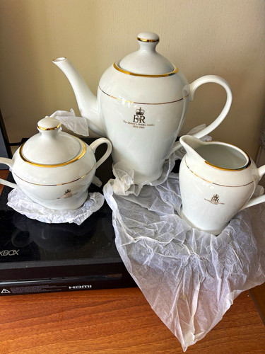 White gold coffee tea set - gold, qe2