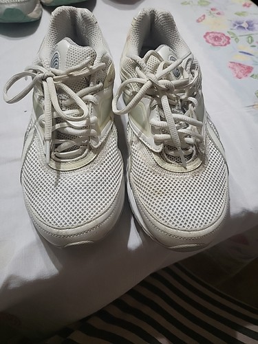 Reebok easytone women 10 - reebok, women's
