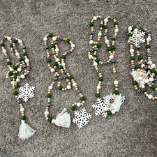 Set of 4 Christmas Wood Bead