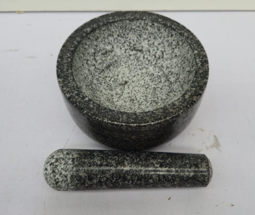 Pestle and mortar set - and,