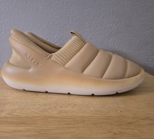 Kizik Jet Puffed Mars Roamer