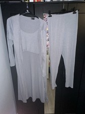 Prettylittlething grey lounge