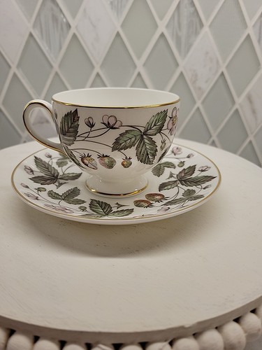 Wedgwood strawberry hill - wedgwood,