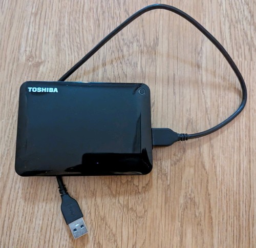 Toshiba dtc805 500gb portable - dtc805,