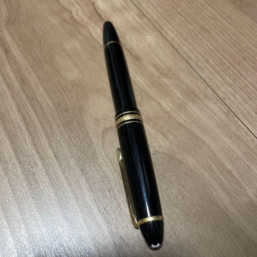 Montblanc fountain - montblanc,