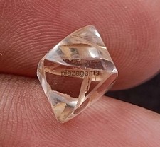 Raw-Diamond F-Color Lab Grown