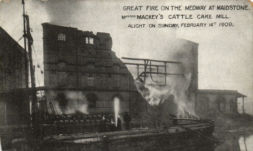Great fire medway maidstone - fire,