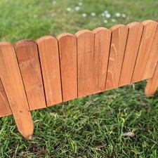Wooden Garden Edging Lawn Border Flower Bed Trim Fence (400cm x 20cm)