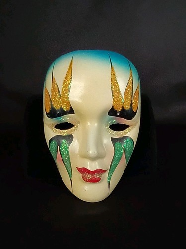 Small vintage venetian - small,