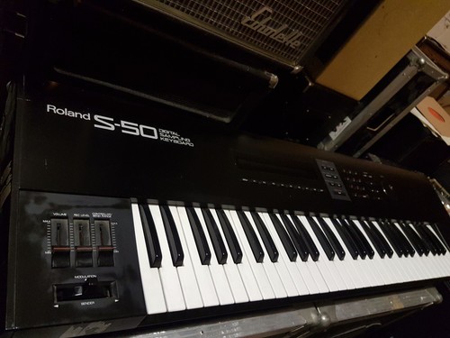 Roland sampler - 50,