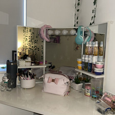 Corner vanity desk White Wood Makeup Desk 5 Drawer 3 Mirror.Convenient