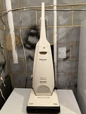 Panasonic MC-UG302 Super Lightweight Upright 1900W White Vacuum Cleaner Tested
