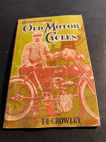 Vintage book discovering - "discovering, old