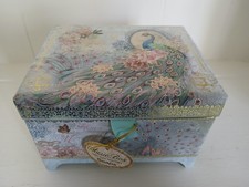 PUNCH STUDIO MUSIC BOX (SWAN