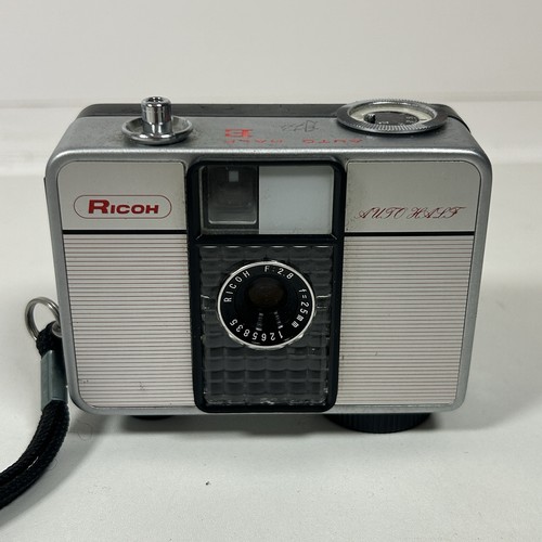 Ricoh auto half - e,