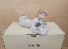 Nao Lladro Figurine Repeat