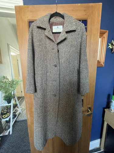 Ladies vintage aquascutum - ladies,
