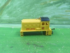 Triang Hornby R353 Yard Switcher Shunter body only yellow livery - VGC