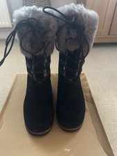UGG® AUSTRALIA BARBARIN BLACK