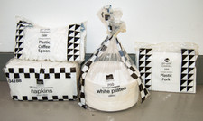 Disposable Tableware Paper Plates, Napkins, Plastic Coffee Spoons, Plastic Forks