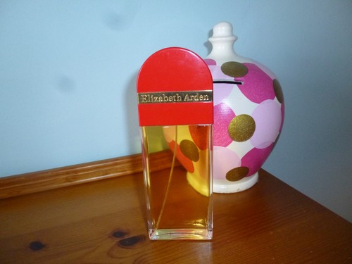 Elizabeth arden red - arden, door