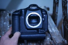 Canon EOS-1D Mark II N (Mk2)